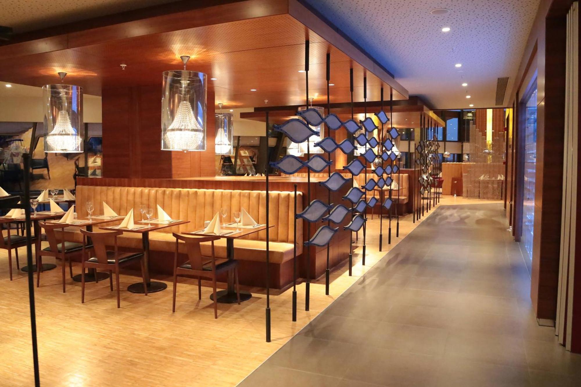 Sheraton Istanbul Atakoy Hotel מראה חיצוני תמונה The restaurant