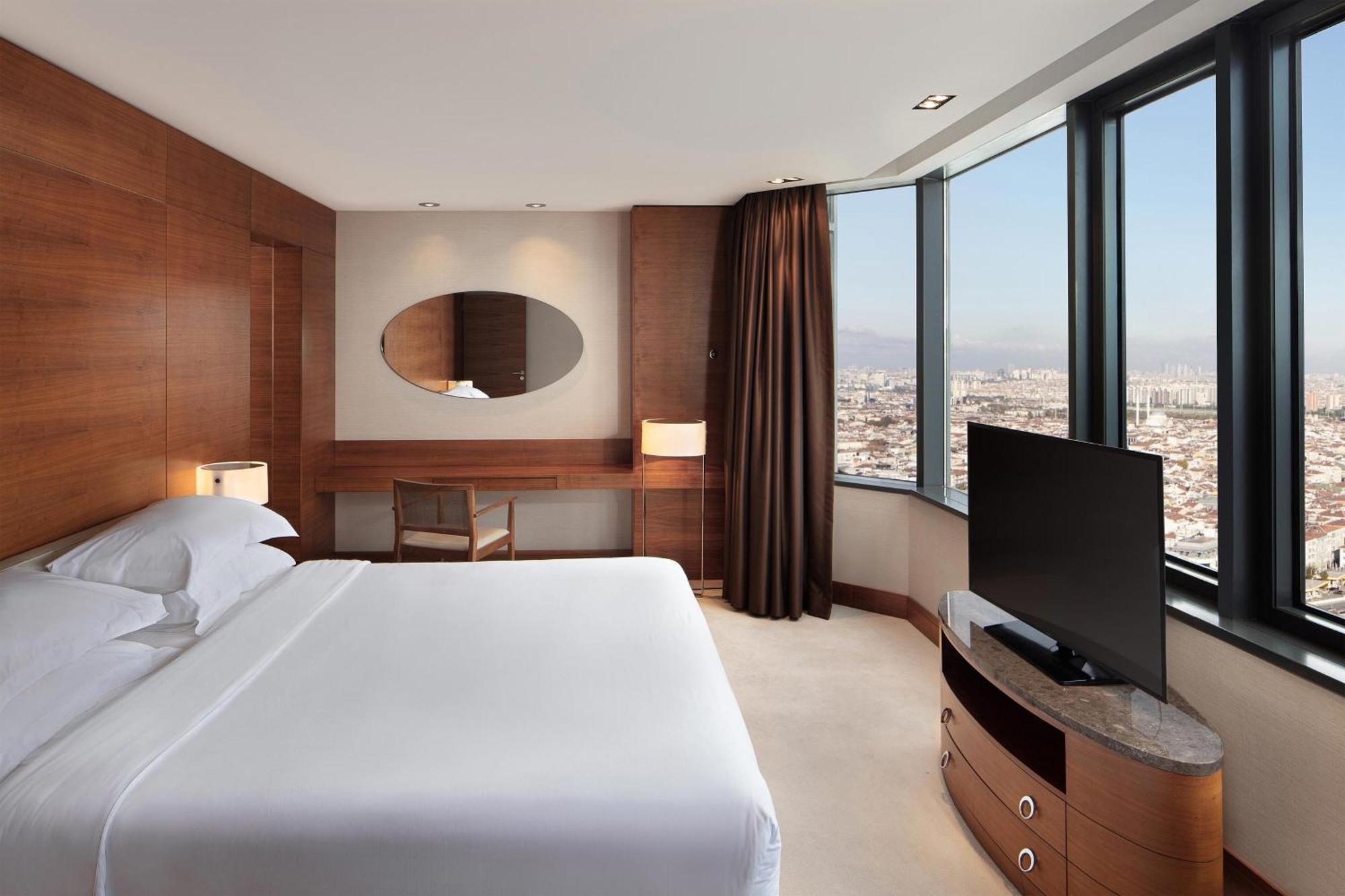 Sheraton Istanbul Atakoy Hotel מראה חיצוני תמונה Executive Suite