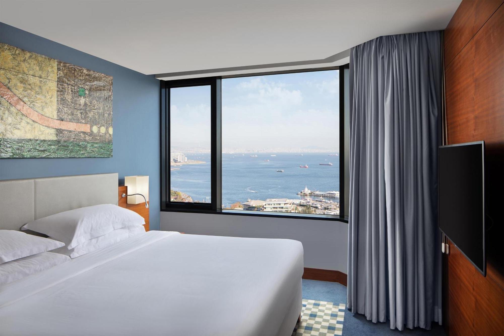 Sheraton Istanbul Atakoy Hotel מראה חיצוני תמונה A bedroom at the hotel