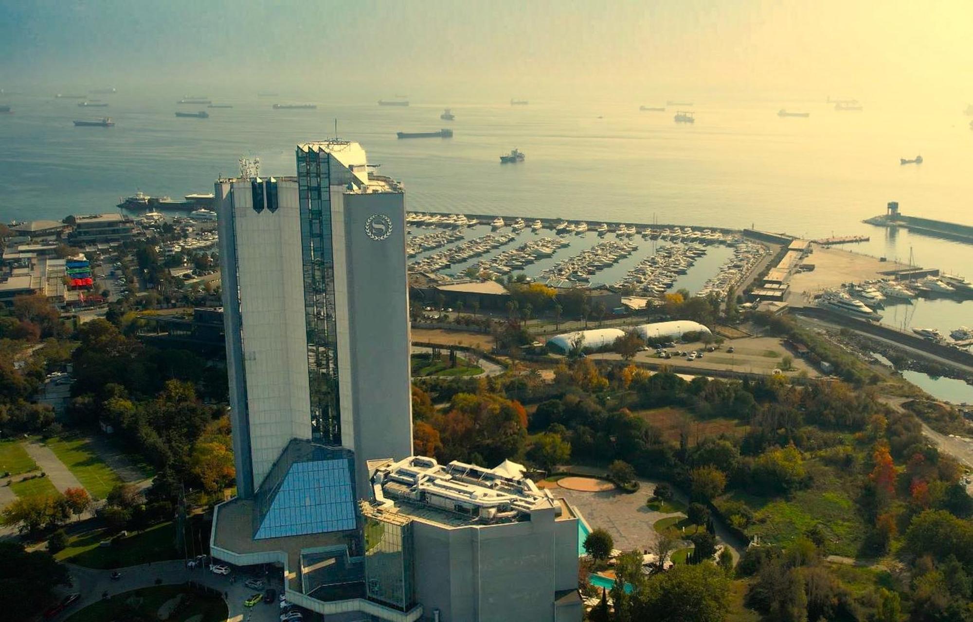 Sheraton Istanbul Atakoy Hotel מראה חיצוני תמונה The hotel in 2016